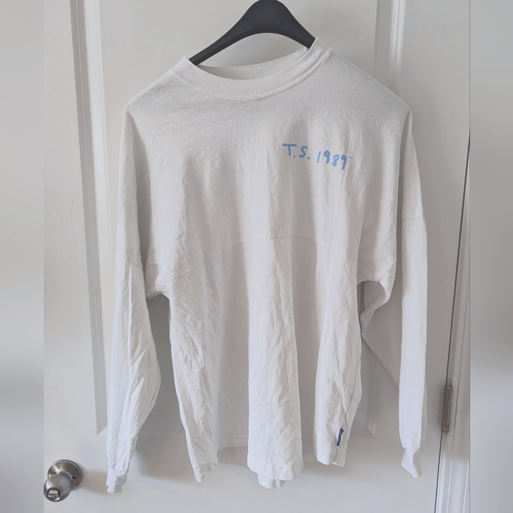 🩵Official Taylor Swift 1989 Spirit Jersey🩵